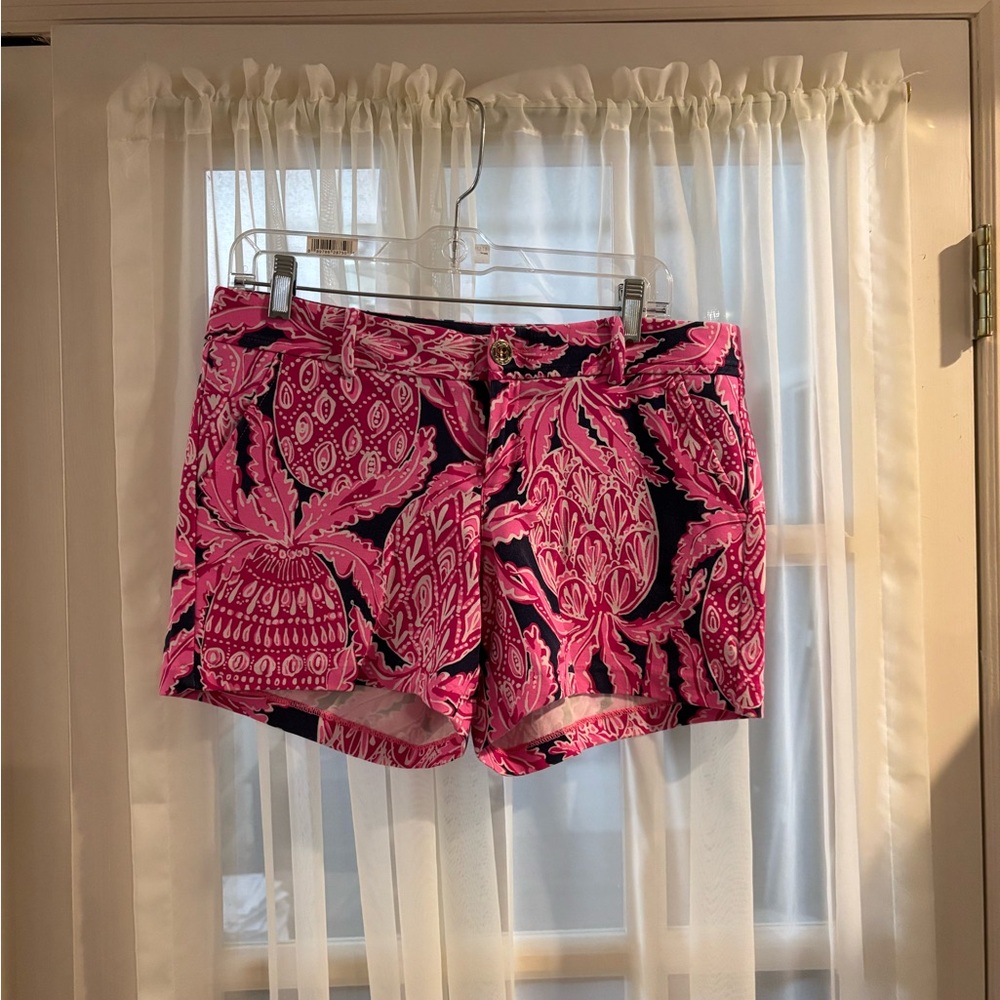 Lilly Pulitzer Pink and Navy Women's Callahan Shorts Size 8